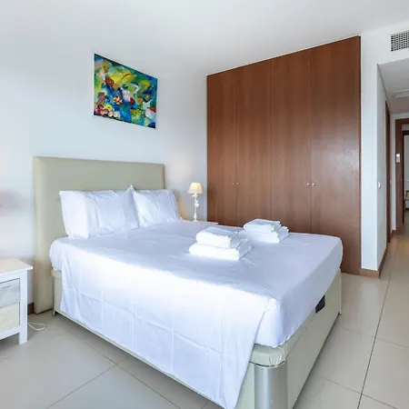 Lejlighed Incredible T2 Marina Com Piscina