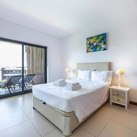 Incredible T2 Marina Com Piscina * Lagos